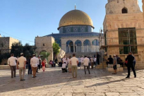 مستوطنون يقتحمون الأقصى تزامنا مع بدء احتفالاتهم بـ"الفصح العبري"